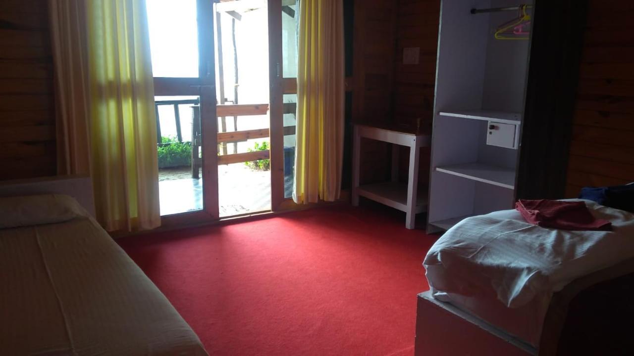Om Sai Beach Huts Hotel อากอนดา ภายนอก รูปภาพ