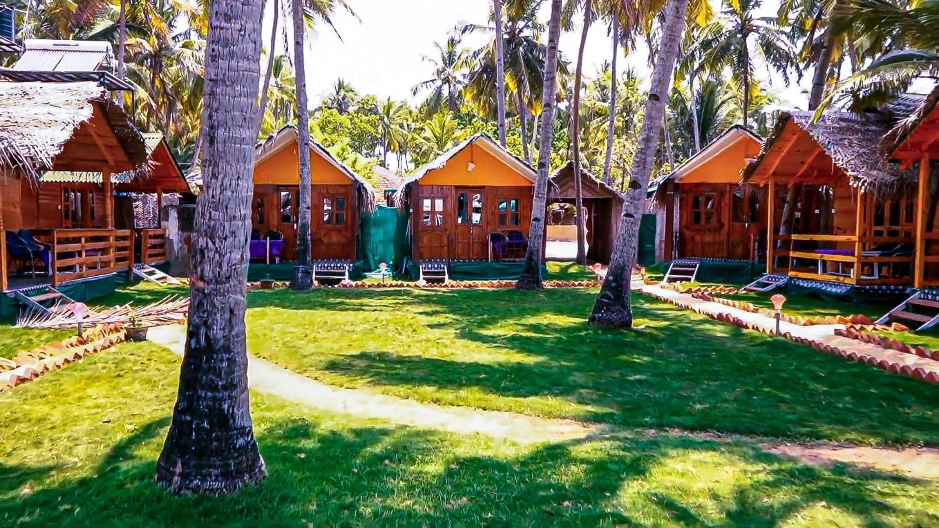 Om Sai Beach Huts Hotel อากอนดา ภายนอก รูปภาพ