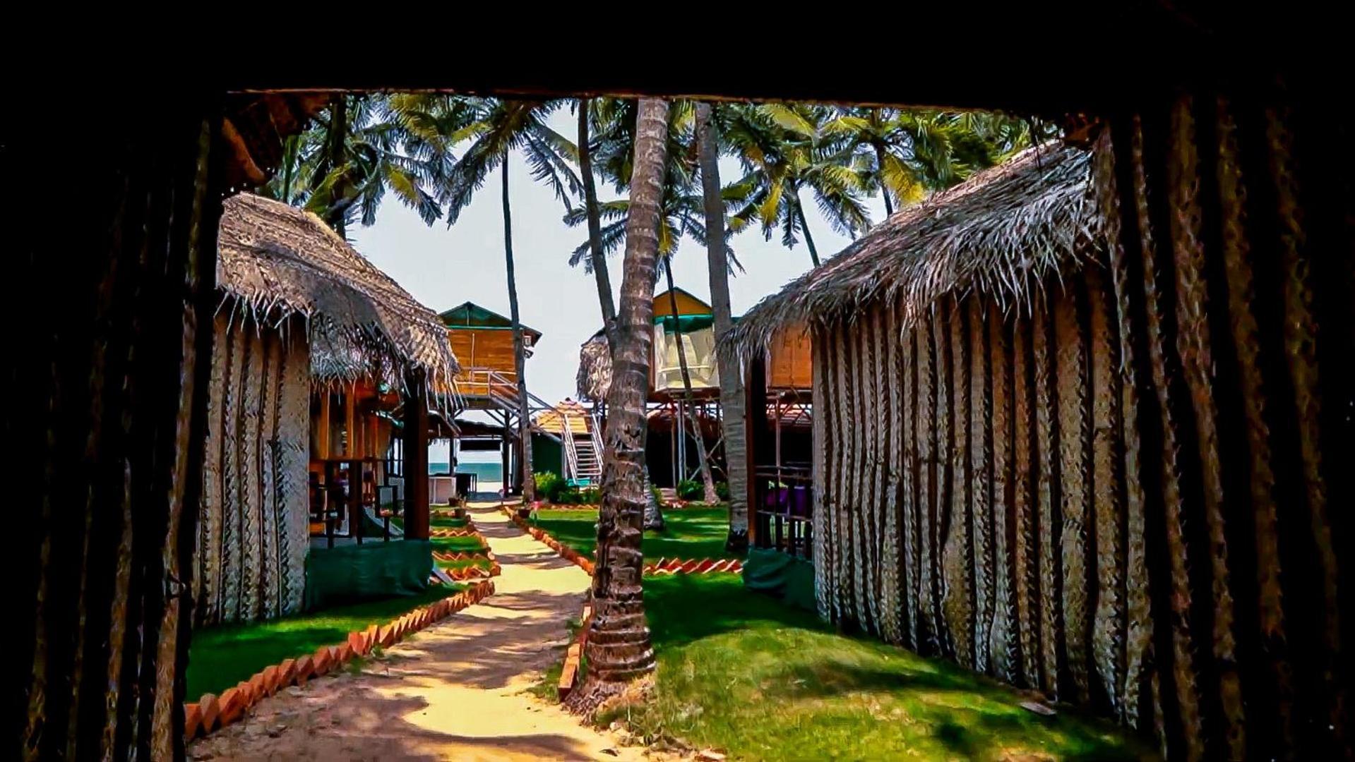 Om Sai Beach Huts Hotel อากอนดา ภายนอก รูปภาพ